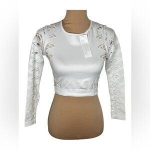 URBAN OUTFITTERS White Long Sleeve Cropped‎ Top NWT M/L